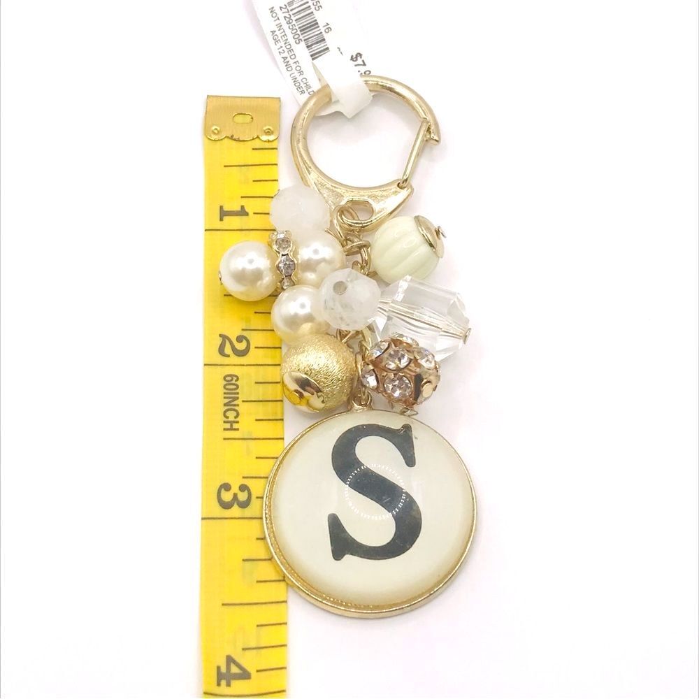 Gold Chic Initial S Keychain Keyring Car Accessory - Picture 6 of 6